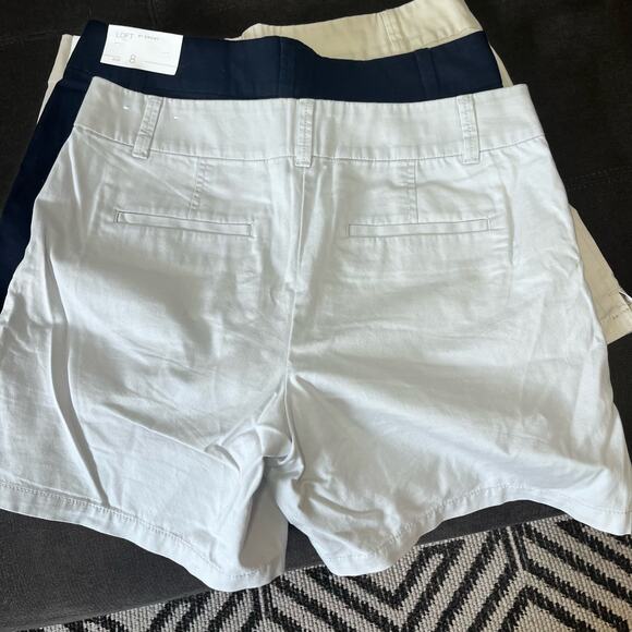 Bundle of 3 New Loft 6" Cotton Women's Shorts Size 8 - Preppy Tan, Grey & Navy - Picture 2 of 10
